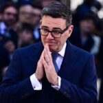 Andy Burnham asume el liderazgo y se compromete a transformar el Reino Unido con un plan a diez años