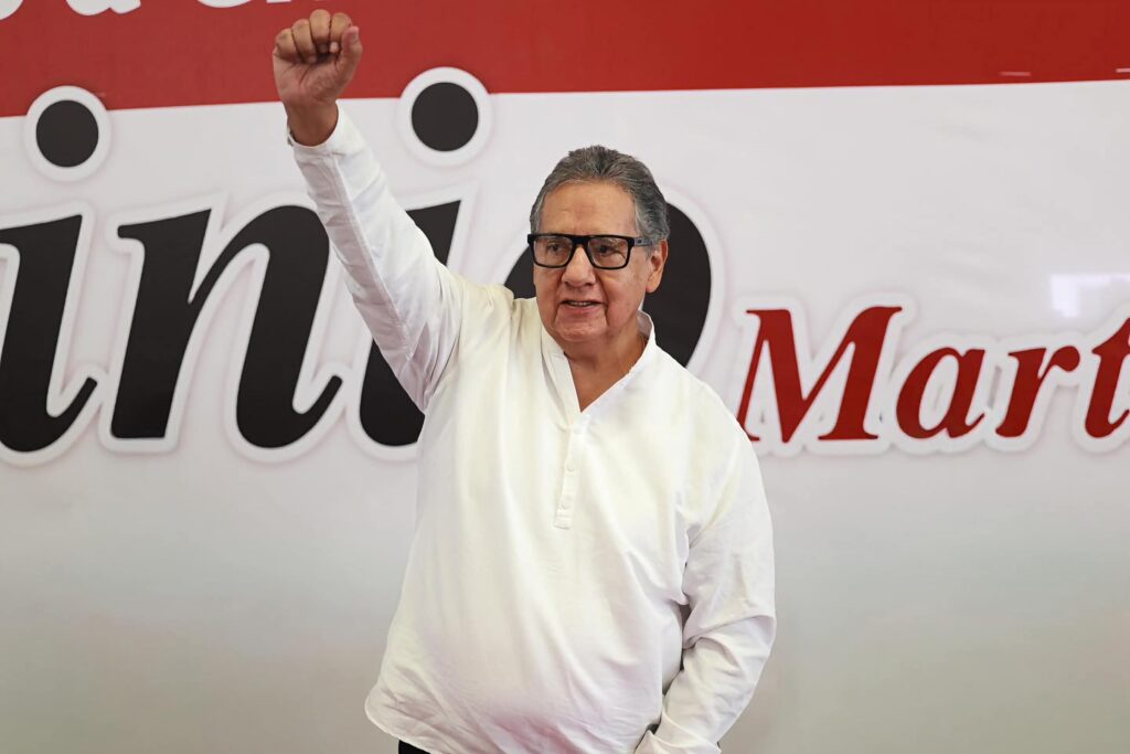 Higinio Martínez asume la presidencia del Senado