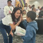 Voluntariado de Álvaro Obregón apoya a niños y niñas con entrega de kits escolares