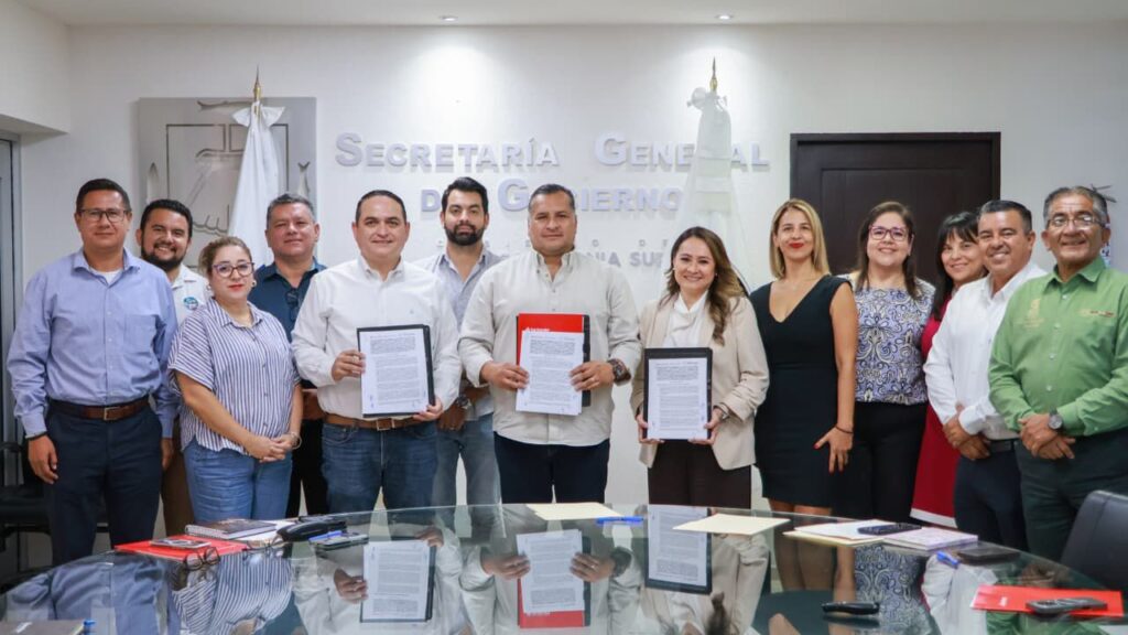 Saúl González establece una alianza histórica con Santander que ofrecerá capacitación y apoyo financiero a miles de sudcalifornianos
