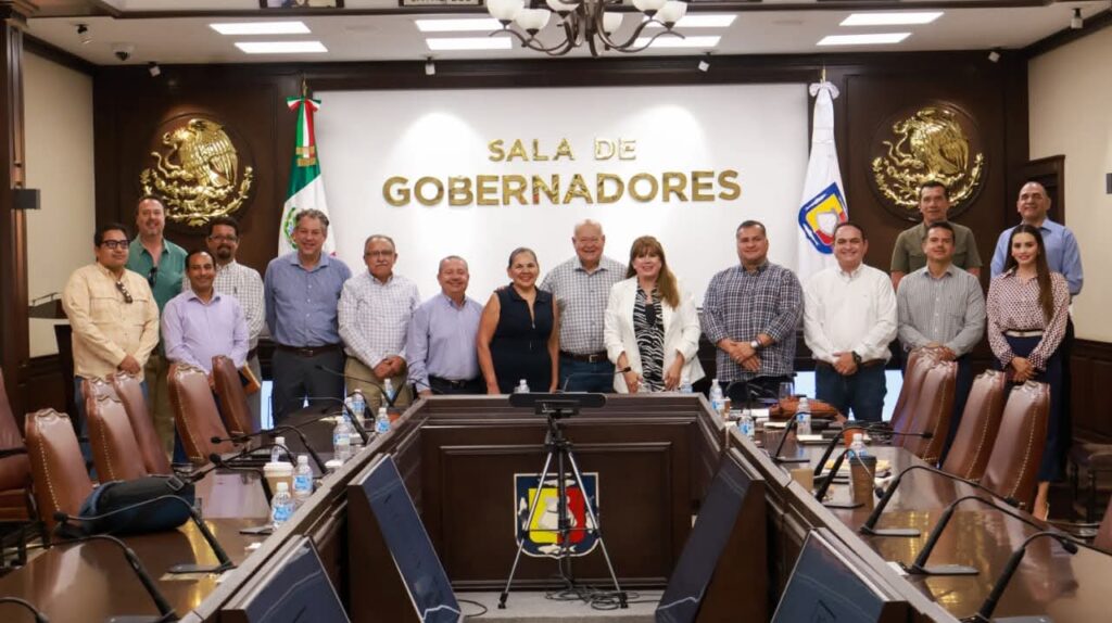 Saúl González reafirma su compromiso de colaborar con el sector empresarial para el desarrollo de Baja California Sur